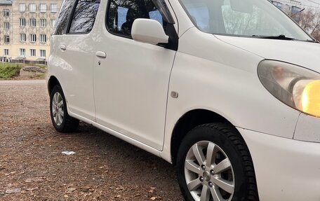 Toyota FunCargo, 2001 год, 400 000 рублей, 14 фотография