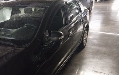 Renault Logan II, 2015 год, 700 000 рублей, 1 фотография