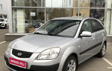 KIA Rio II, 2009 год, 675 000 рублей, 1 фотография