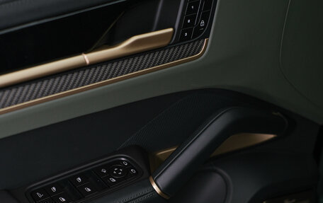 Porsche Cayenne III, 2025 год, 22 989 000 рублей, 18 фотография