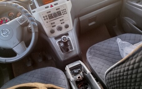 Opel Zafira B, 2008 год, 600 000 рублей, 5 фотография