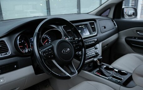 KIA Carnival III, 2019 год, 2 695 000 рублей, 9 фотография