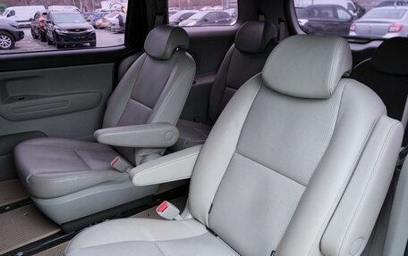 KIA Carnival III, 2019 год, 2 695 000 рублей, 19 фотография