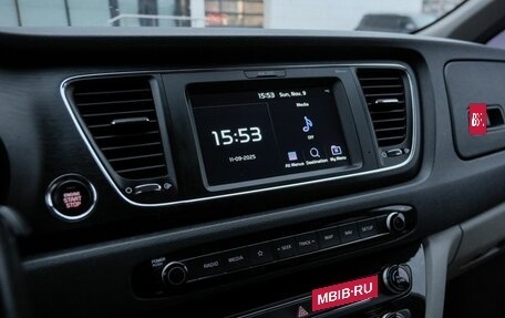KIA Carnival III, 2019 год, 2 695 000 рублей, 12 фотография