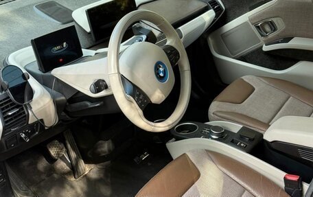 BMW i3 I01 рестайлинг, 2018 год, 2 300 000 рублей, 9 фотография