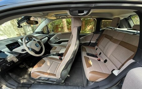 BMW i3 I01 рестайлинг, 2018 год, 2 300 000 рублей, 11 фотография