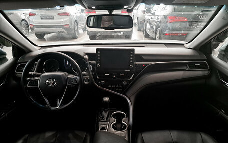 Toyota Camry, 2021 год, 2 949 000 рублей, 17 фотография