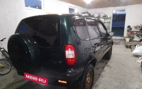 Chevrolet Niva I рестайлинг, 2005 год, 195 000 рублей, 2 фотография