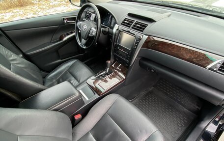 Toyota Camry, 2015 год, 2 050 000 рублей, 10 фотография