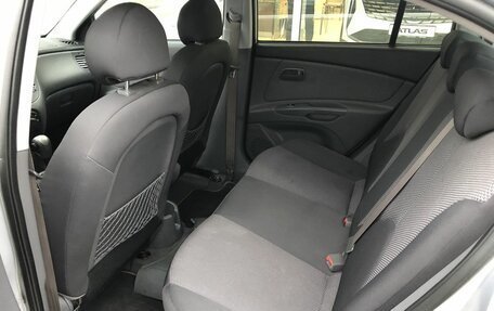 KIA Rio II, 2009 год, 675 000 рублей, 11 фотография