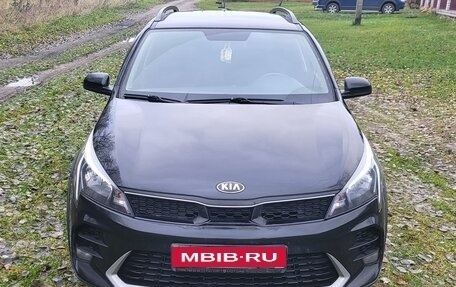 KIA Rio IV, 2021 год, 1 900 000 рублей, 1 фотография