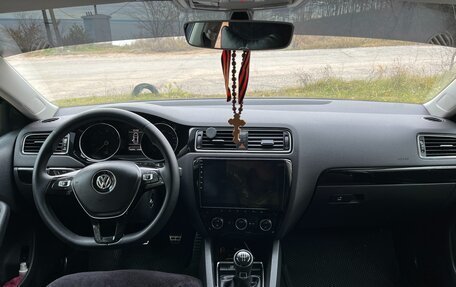 Volkswagen Jetta VI, 2017 год, 1 650 000 рублей, 22 фотография