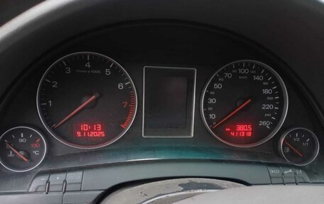 Audi A4, 2003 год, 360 000 рублей, 10 фотография