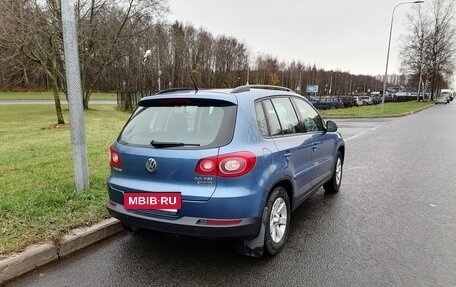 Volkswagen Tiguan I, 2011 год, 950 000 рублей, 3 фотография