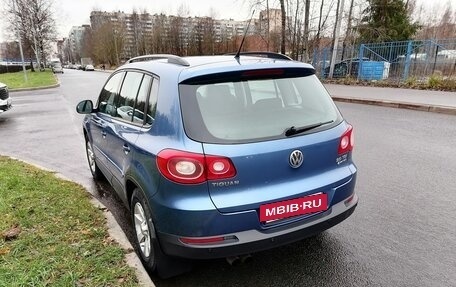 Volkswagen Tiguan I, 2011 год, 950 000 рублей, 4 фотография