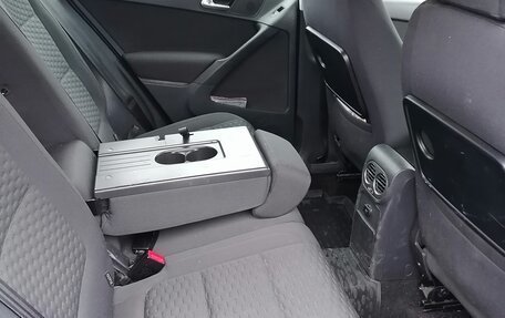 Volkswagen Tiguan I, 2011 год, 950 000 рублей, 18 фотография