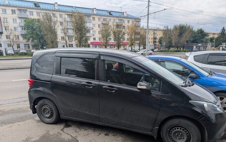 Honda Freed I, 2011 год, 870 000 рублей, 2 фотография