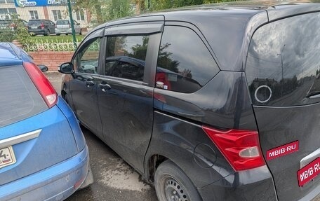 Honda Freed I, 2011 год, 870 000 рублей, 4 фотография