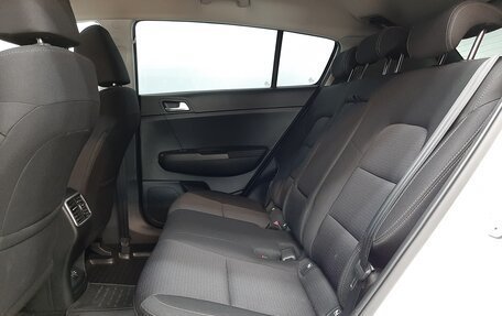 KIA Sportage IV рестайлинг, 2021 год, 2 040 000 рублей, 12 фотография