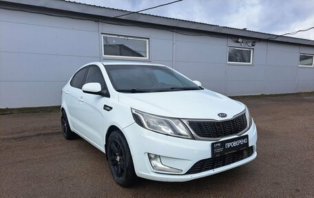 KIA Rio III рестайлинг, 2013 год, 795 000 рублей, 3 фотография