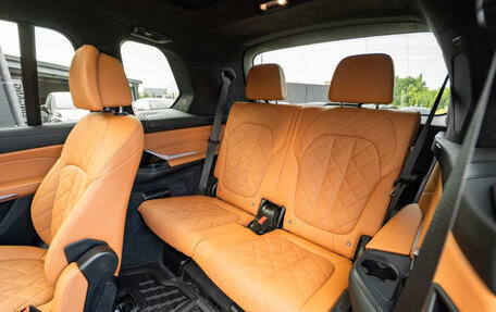 BMW X7, 2022 год, 9 000 000 рублей, 17 фотография