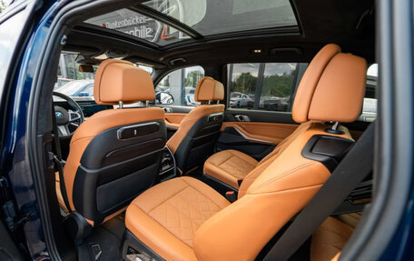 BMW X7, 2022 год, 9 000 000 рублей, 16 фотография