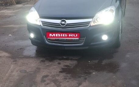 Opel Astra H, 2012 год, 700 000 рублей, 14 фотография