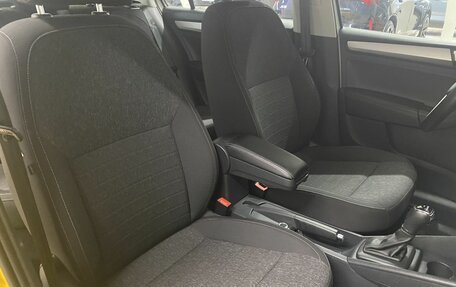 Skoda Rapid II, 2021 год, 1 799 000 рублей, 11 фотография