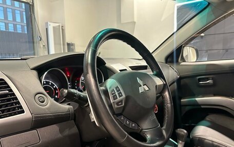 Mitsubishi Outlander III рестайлинг 3, 2009 год, 1 249 000 рублей, 12 фотография