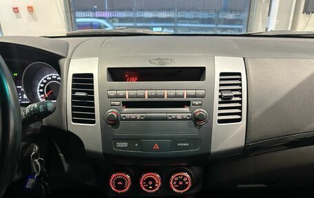 Mitsubishi Outlander III рестайлинг 3, 2009 год, 1 249 000 рублей, 16 фотография