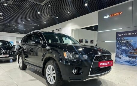 Mitsubishi Outlander III рестайлинг 3, 2009 год, 1 249 000 рублей, 3 фотография