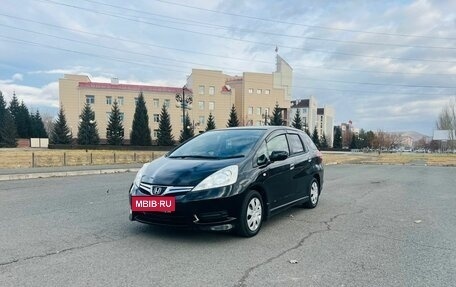 Honda Fit Shuttle I рестайлинг, 2012 год, 1 199 999 рублей, 2 фотография