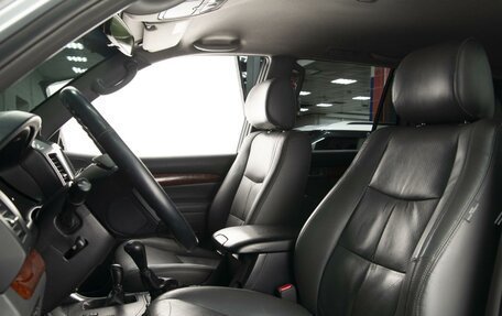 Toyota Land Cruiser Prado 120 рестайлинг, 2007 год, 2 050 000 рублей, 9 фотография