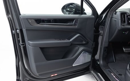 Porsche Cayenne III, 2025 год, 32 990 000 рублей, 8 фотография