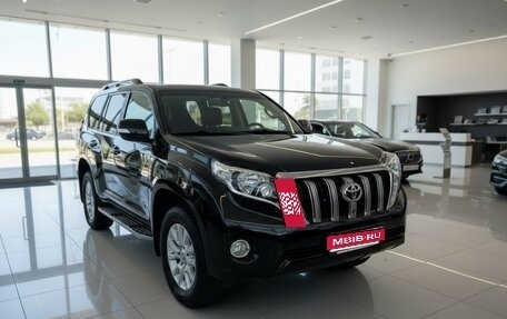 Toyota Land Cruiser Prado 150 рестайлинг 2, 2015 год, 3 600 000 рублей, 1 фотография