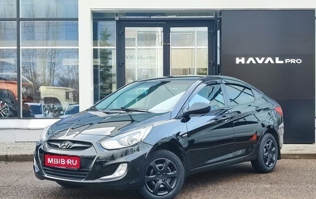 Hyundai Solaris II рестайлинг, 2013 год, 680 000 рублей, 1 фотография