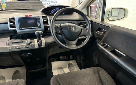 Honda Freed I, 2010 год, 1 249 999 рублей, 15 фотография