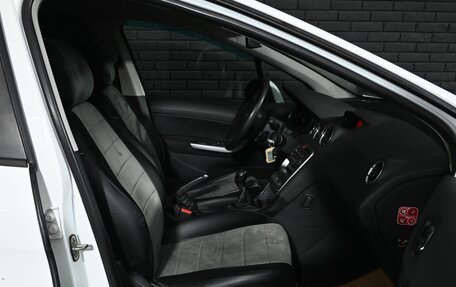 Peugeot 408 I рестайлинг, 2013 год, 550 000 рублей, 14 фотография