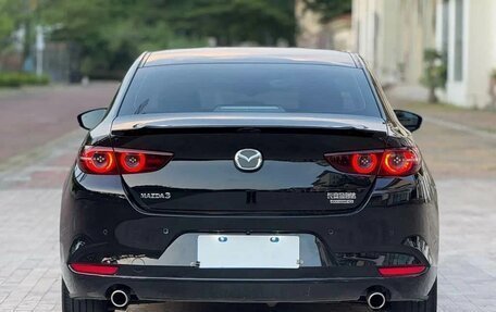 Mazda 3, 2021 год, 2 000 000 рублей, 3 фотография