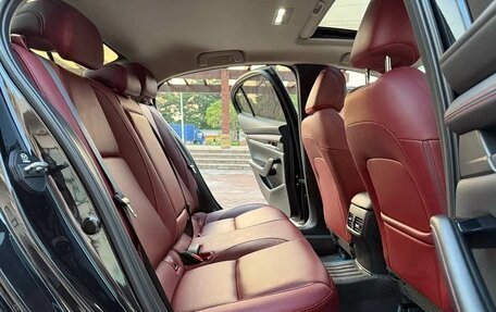 Mazda 3, 2021 год, 2 000 000 рублей, 16 фотография