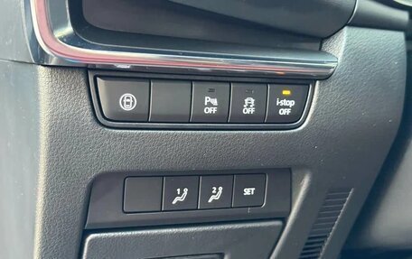 Mazda 3, 2021 год, 2 000 000 рублей, 14 фотография