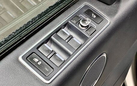 Land Rover Range Rover IV рестайлинг, 2013 год, 3 890 000 рублей, 24 фотография