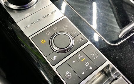 Land Rover Range Rover IV рестайлинг, 2013 год, 3 890 000 рублей, 23 фотография