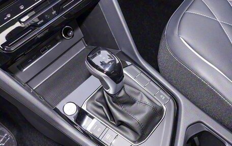 Volkswagen Tiguan II, 2025 год, 3 550 000 рублей, 20 фотография