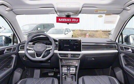 Volkswagen Tiguan II, 2025 год, 3 550 000 рублей, 13 фотография