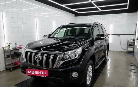 Toyota Land Cruiser Prado 150 рестайлинг 2, 2015 год, 3 600 000 рублей, 3 фотография