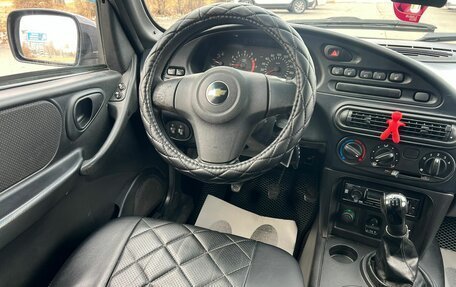 Chevrolet Niva I рестайлинг, 2011 год, 649 999 рублей, 15 фотография