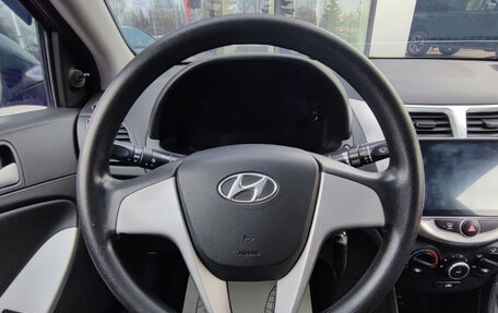Hyundai Solaris II рестайлинг, 2013 год, 680 000 рублей, 11 фотография