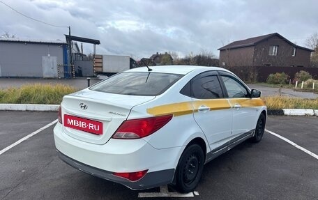 Hyundai Solaris II рестайлинг, 2016 год, 350 000 рублей, 4 фотография