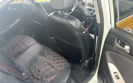 Hyundai Solaris II рестайлинг, 2016 год, 350 000 рублей, 10 фотография